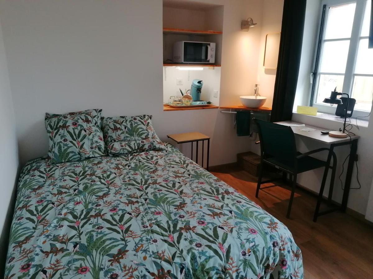 Ferienwohnung Mini Garni Vendemiaire Vesoul Exterior foto