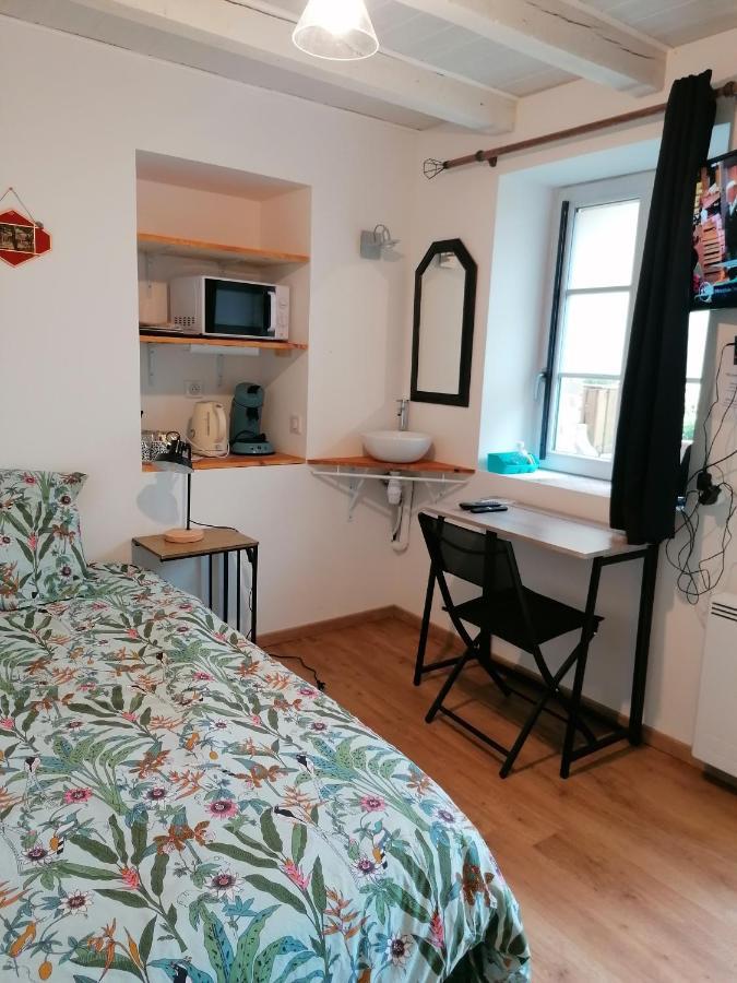 Ferienwohnung Mini Garni Vendemiaire Vesoul Exterior foto